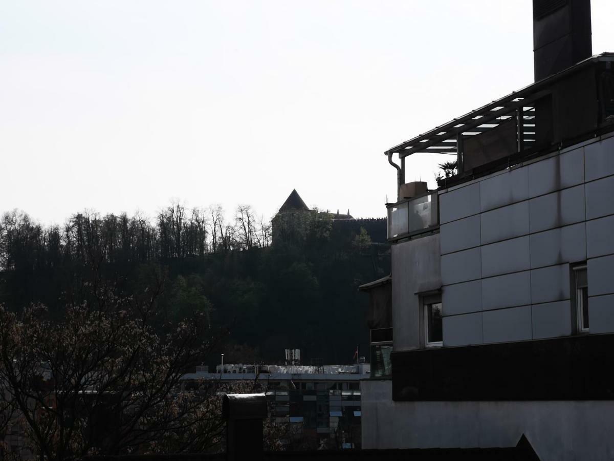 M&J'S Apartment In The Centre Of 류블랴나 외부 사진