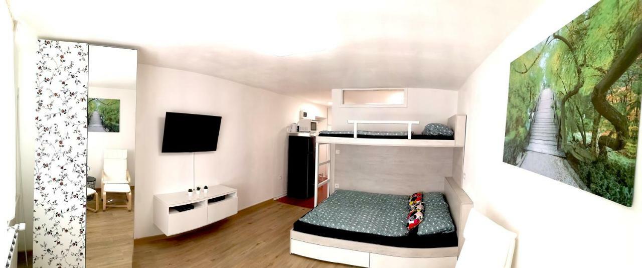 M&J'S Apartment In The Centre Of 류블랴나 외부 사진