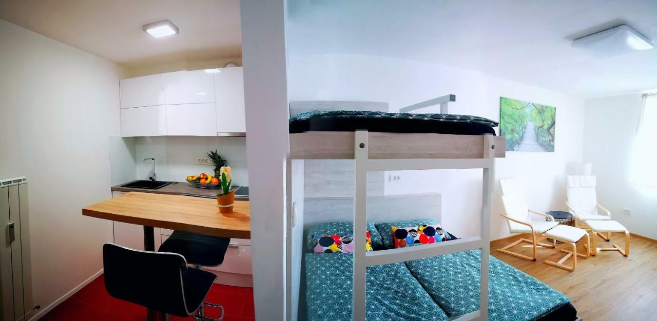 M&J'S Apartment In The Centre Of 류블랴나 외부 사진